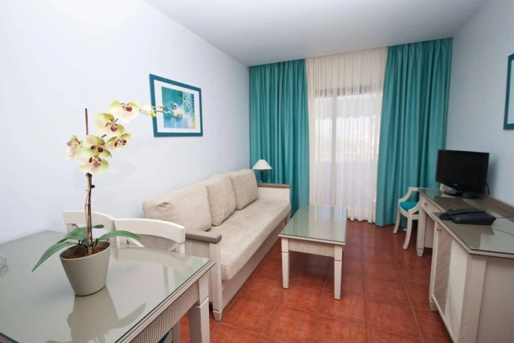 Amadores Beach Apartments
