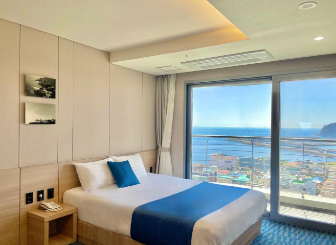 Hotel Bridge Seogwipo