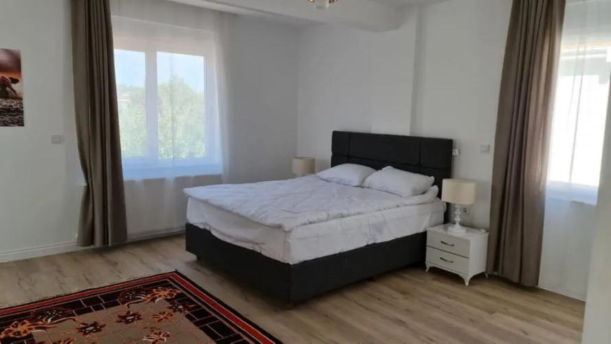 orman manzaralı havuzlu villa
