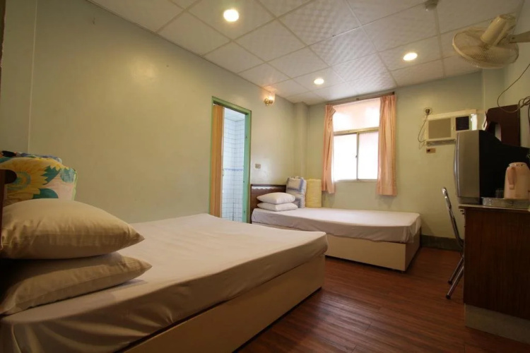 Ron Gong Hotel