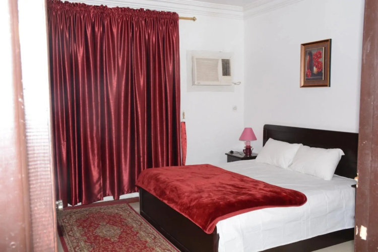 Al Eairy Apartments- Madinah 5
