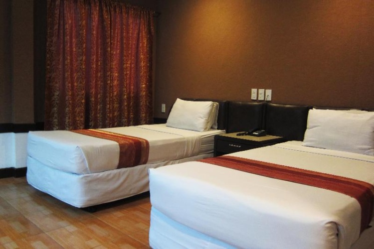 Premier Triple room