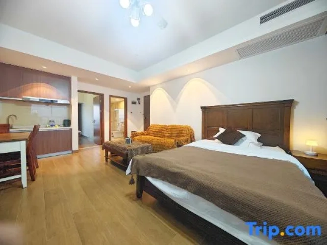1 Bedroom Suite with balcony and with sea view
