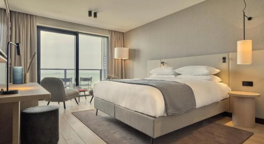 Hotel de Blanke Top