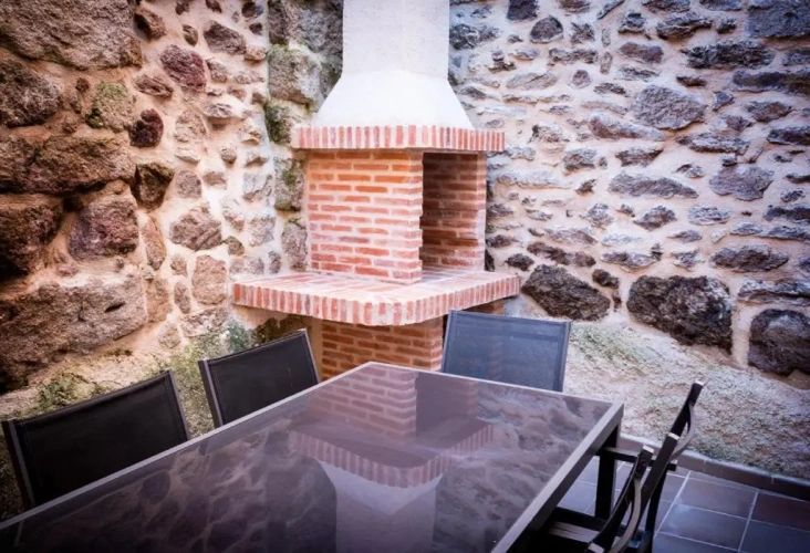 3 Bedrooms Double Cottage