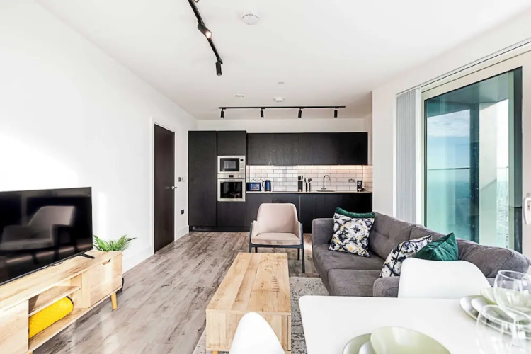 High Rise Apartment in Acton