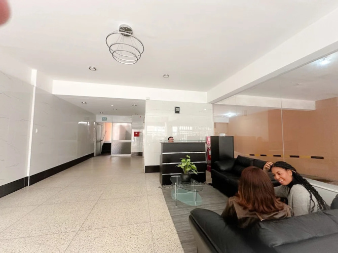 Exclusive in Miraflores, Excellent Location (1004)