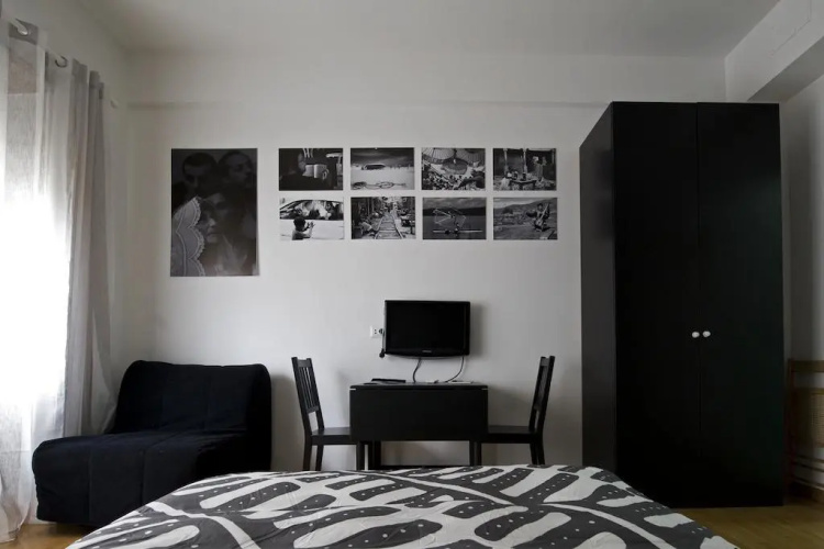 The Photos Room