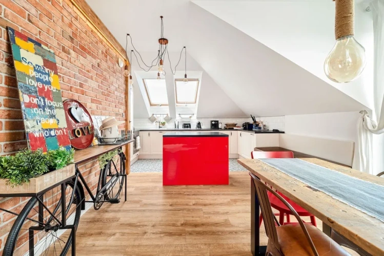 Deluxe Apartment