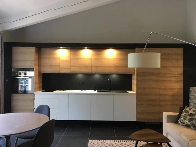 Standard Quadruple Suite