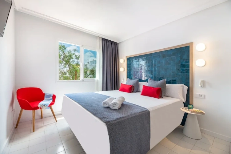 Superior Double room with balcony