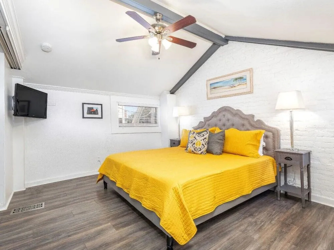 Southern Belle Carriage House