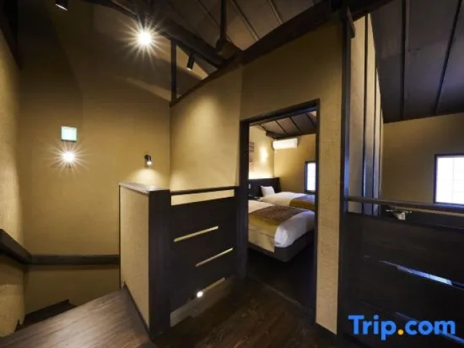 Quadruple Suite