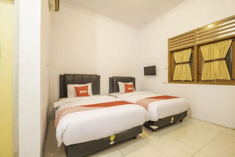 OYO 2121 Pondok Nazwa