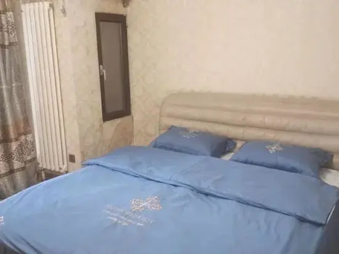 Happiness e Home Apartment