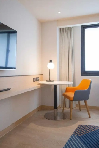 Standard Double room with city view