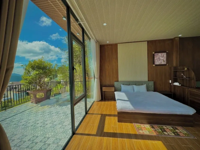 Standard Quadruple room with mountain view