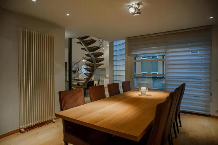Big and comfortable triplex in Knokke