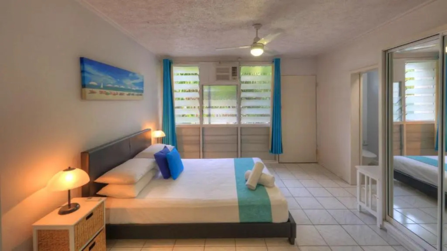 Loyang Apartments Unit 2