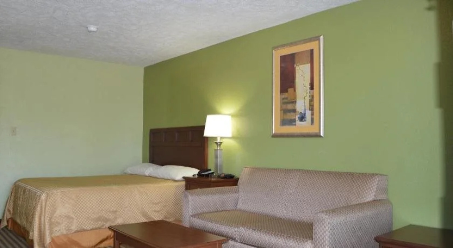 Americana Inn