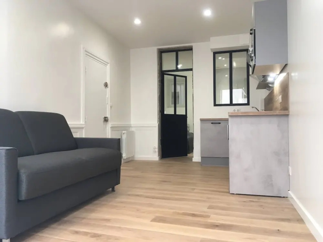 Lyon Historic Town Apartment