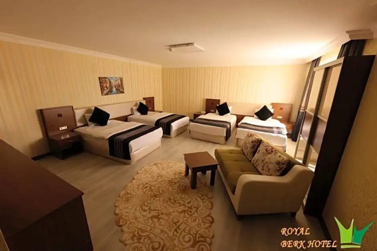 Standard Double room with city view