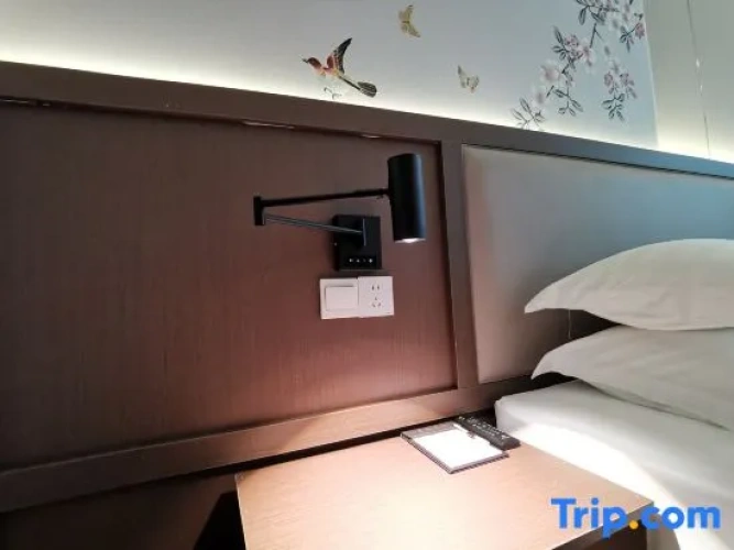 Deluxe Double Suite