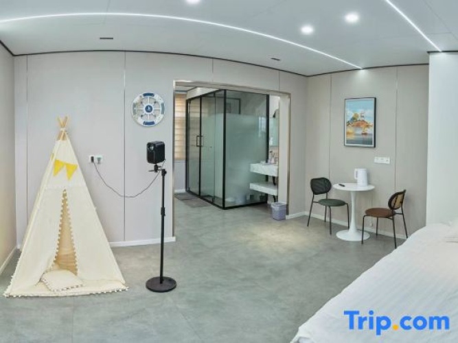 Luxury Family Suite with sea view