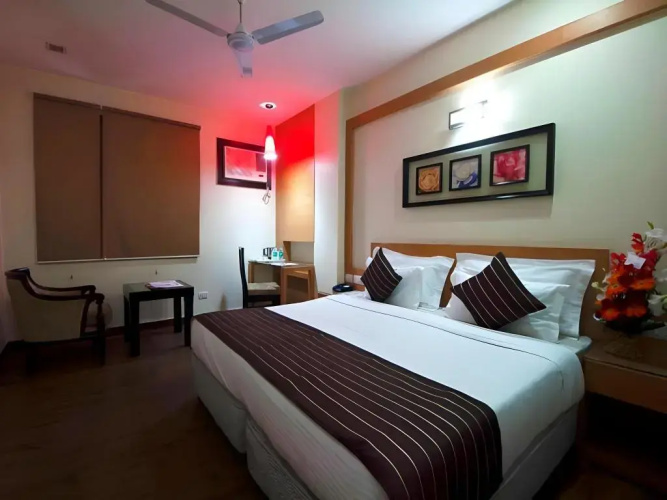 Hotel Metropolitan Karol Bagh