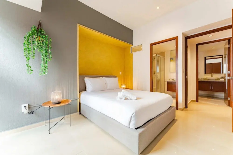 Anahuac Apartments by VH