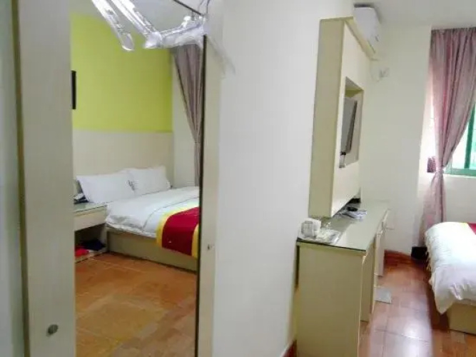 Hong'an Hotel