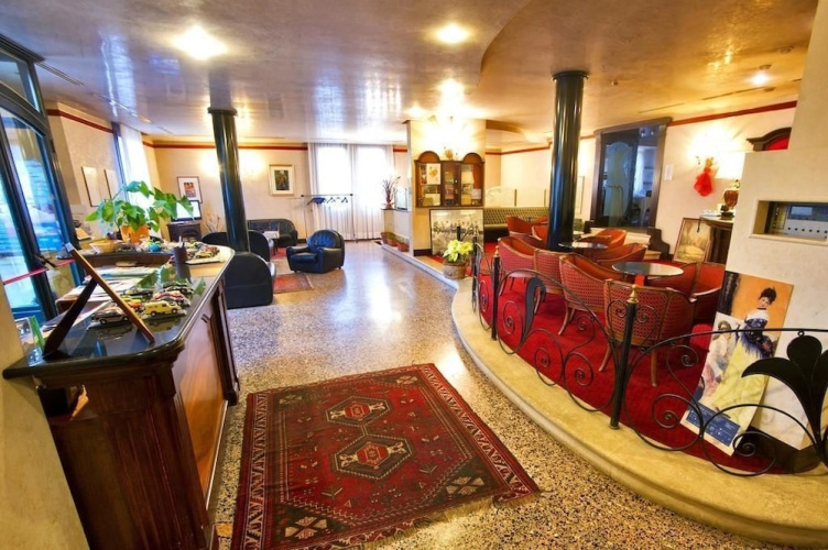 Villa Regina Margherita Hotel