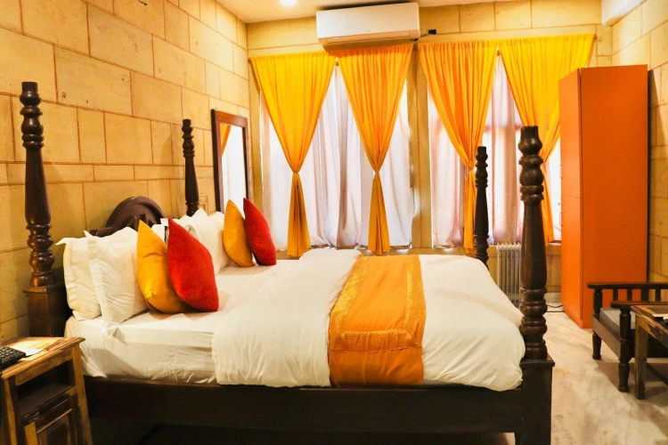 Deluxe Single room