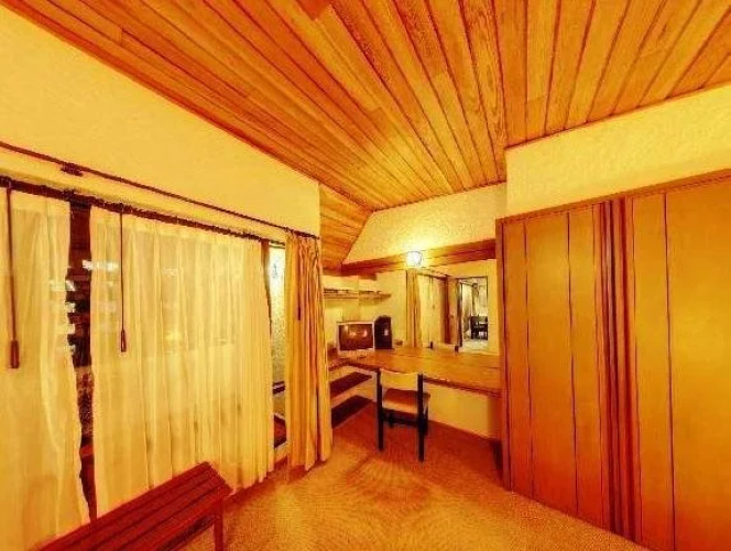 Suites Real 85