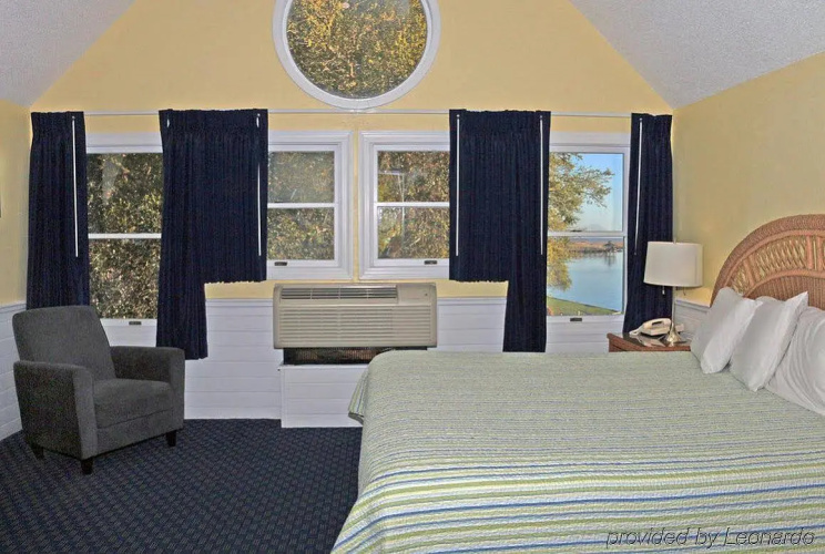The Inn At Corolla Light