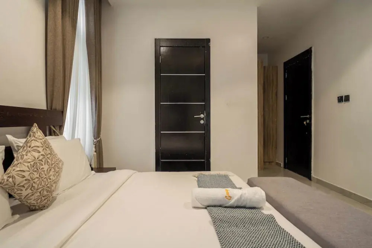 George Residence Ologolo Lekki