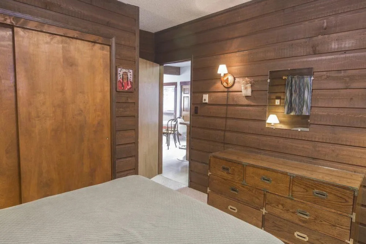 Ides - 3 Br Home