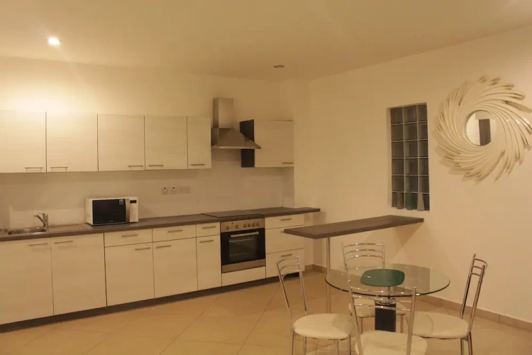 2 Bedrooms Premium Apartment