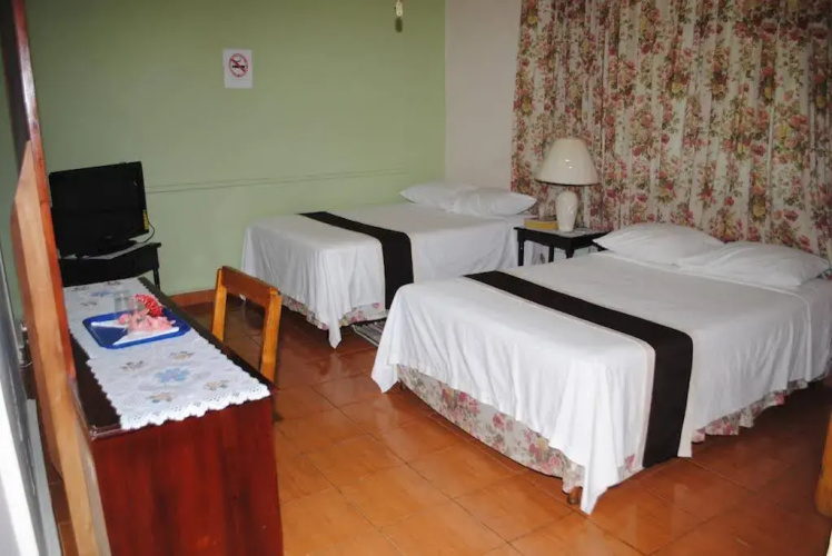Palm Bay Guest House & Restaurant