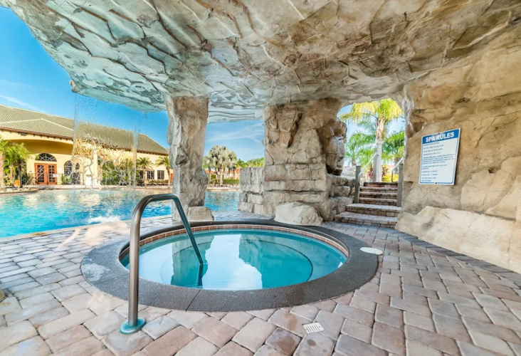 Cuban Palm Townhome 8964