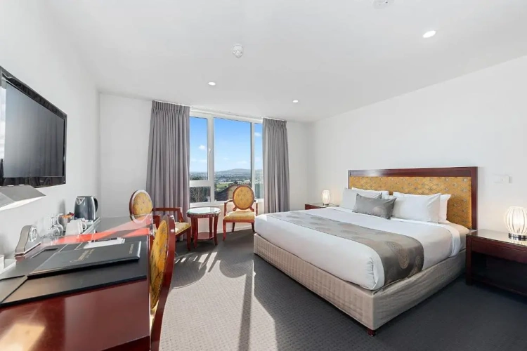 Standard Double room with view