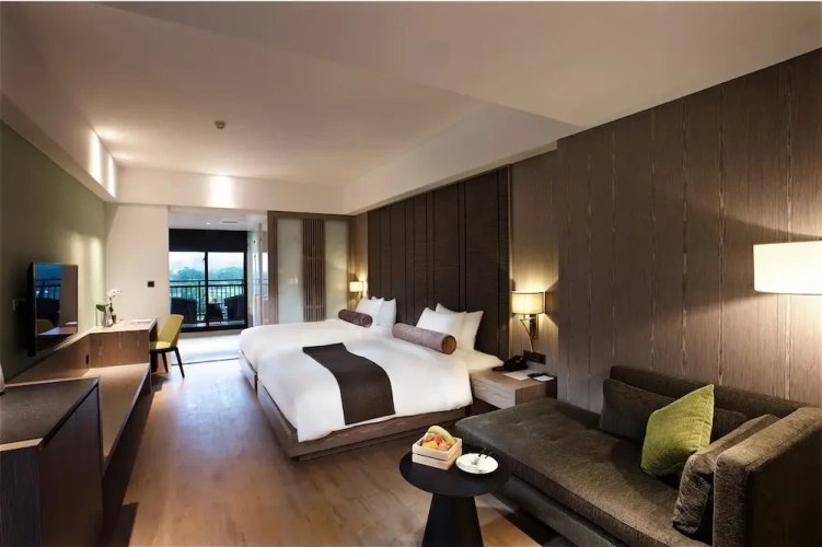 Premier Single room with balcony