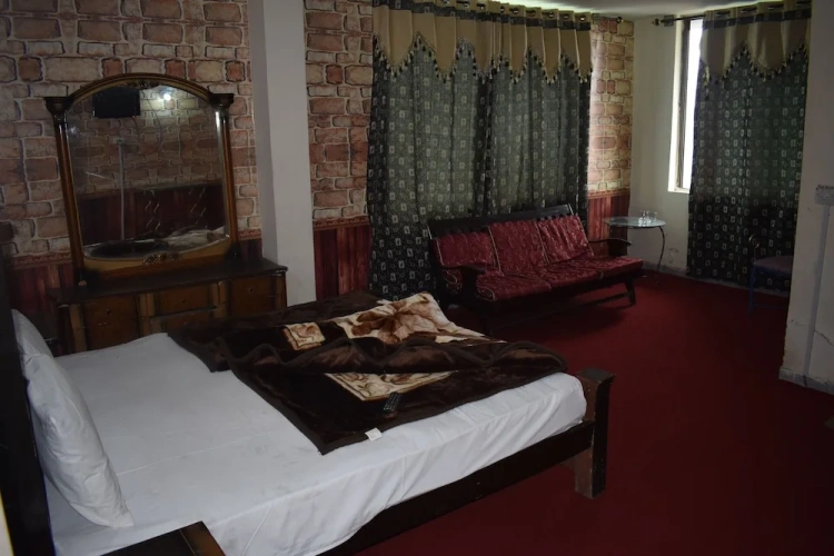 Deluxe Triple room