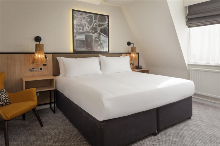 DoubleTree by Hilton London Elstree photo 11