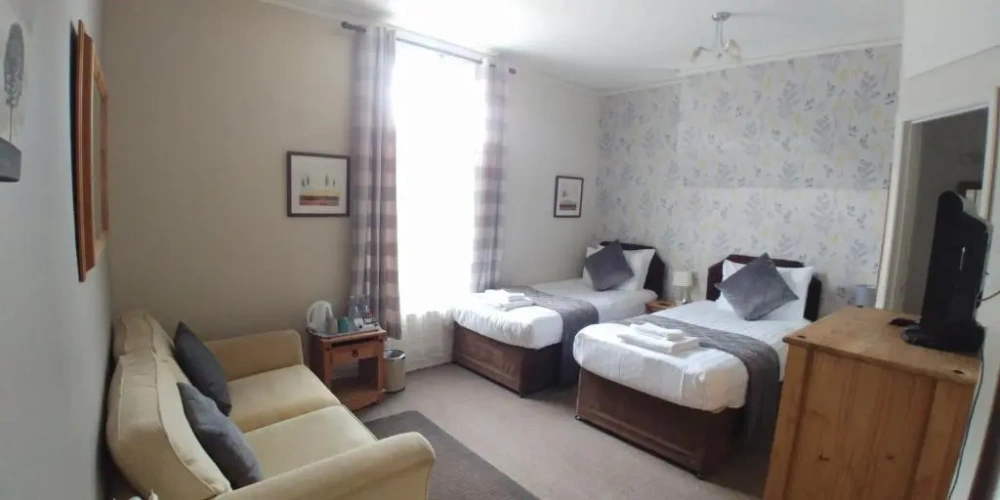 Standard Twin room