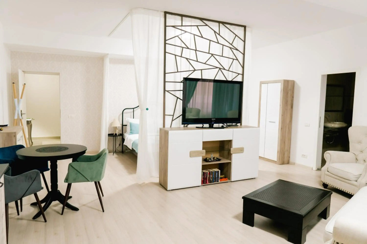 Chic Studio