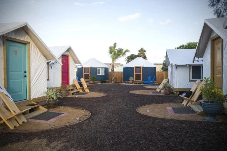 1 Bedroom Deluxe Bungalow