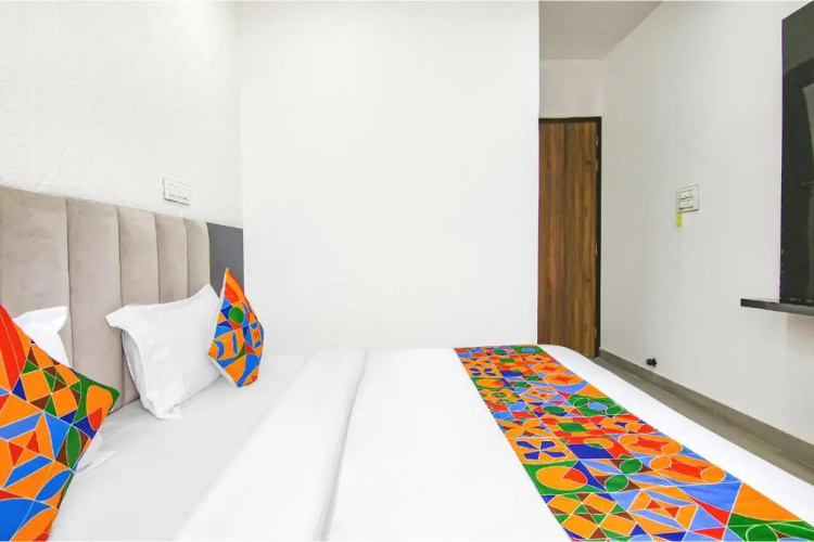 FabHotel Golden Gate