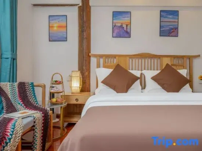 Standard Double room with courtyard view