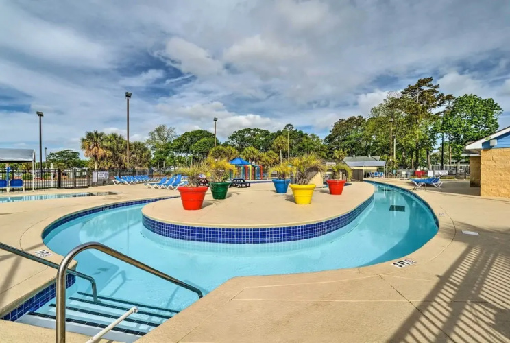 Oceanfront Condo w/ Balcony in Myrtle Beach!